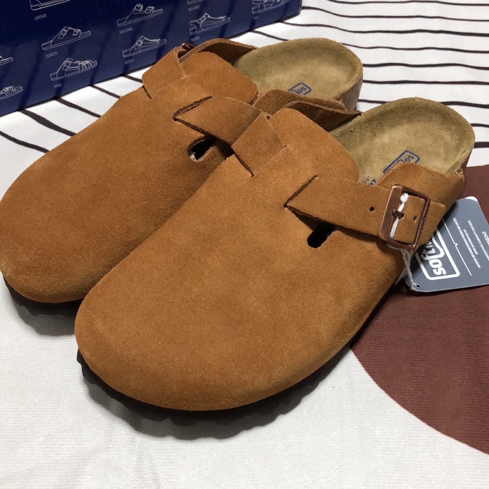 🍭birkenstock Women's Tan Suede Mules - Picture 3 of 5